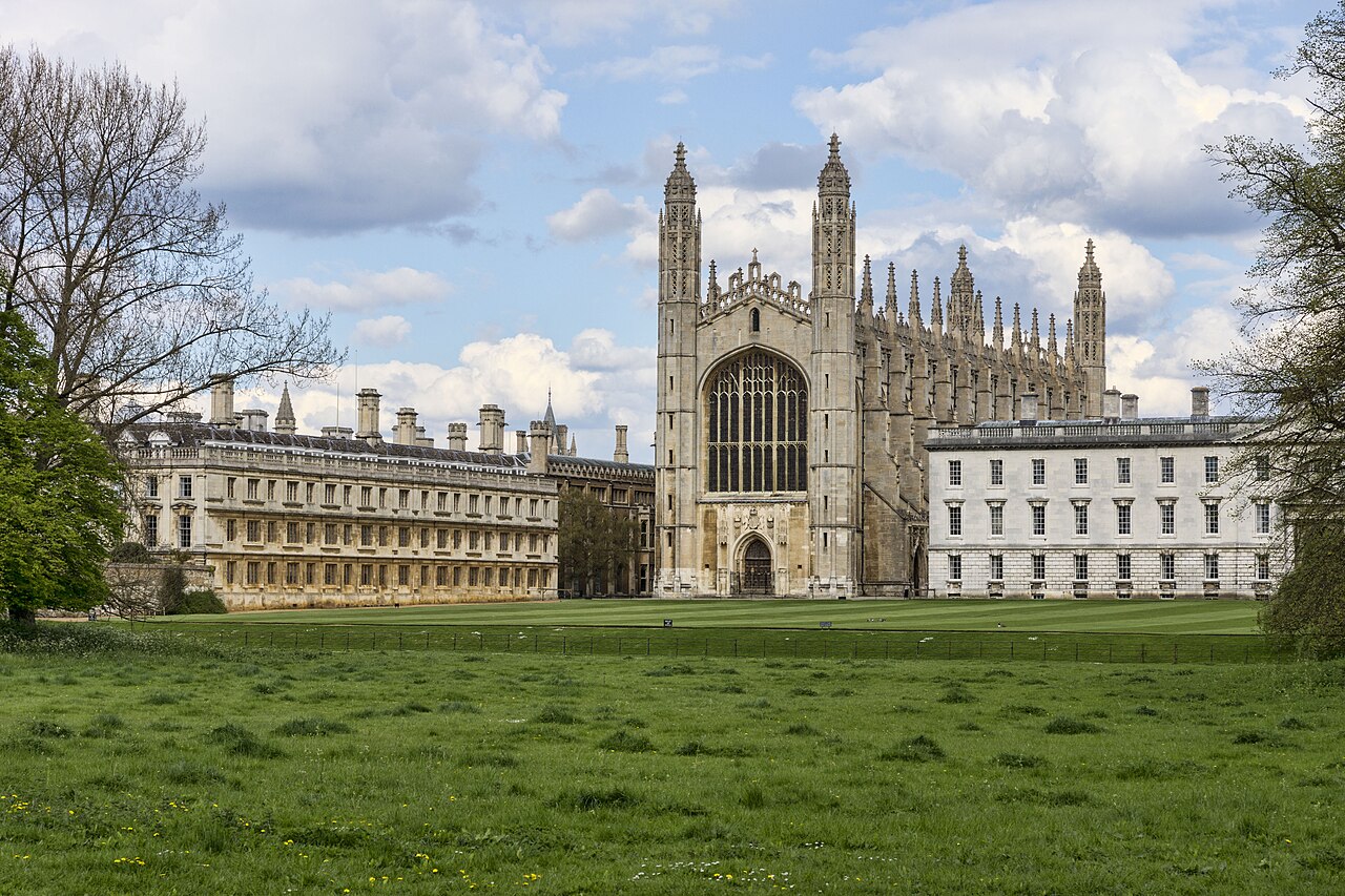 Chauffeured SUV service in Cambridge, United Kingdom