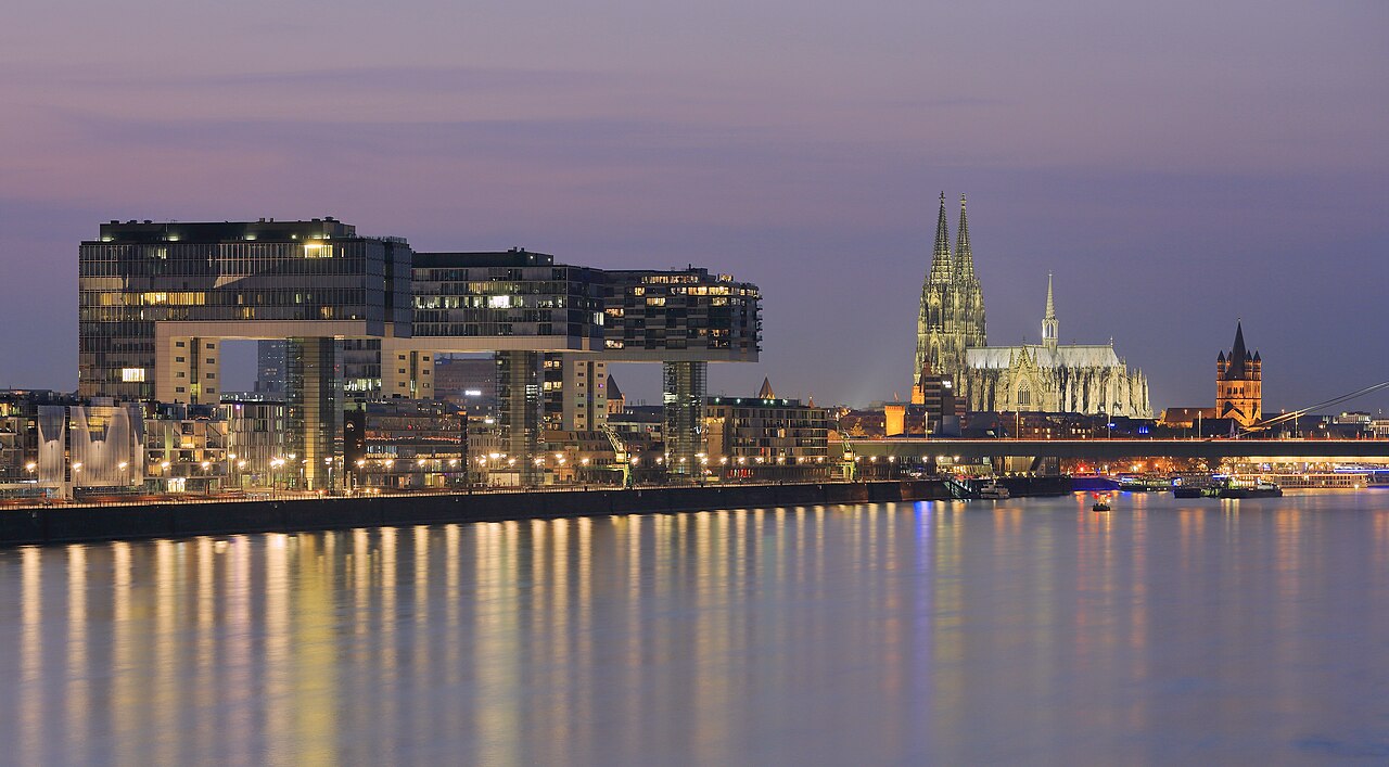 Chauffeured SUV service in Cologne, Germany
