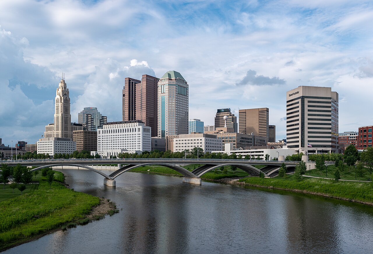 Chauffeured SUV service in Columbus, United States