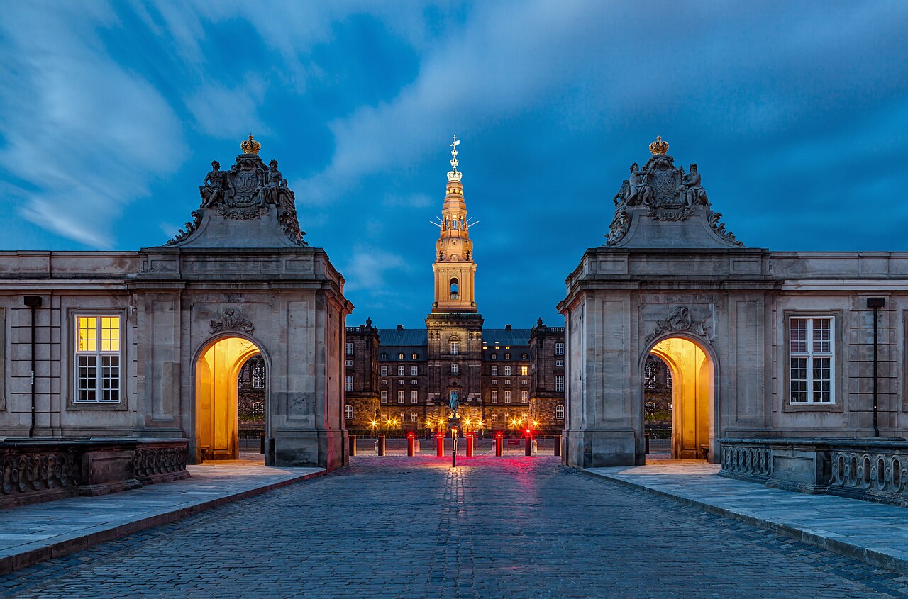Chauffeured SUV service in Copenhagen, Denmark