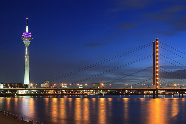 Chauffeured SUV service in Düsseldorf, Germany