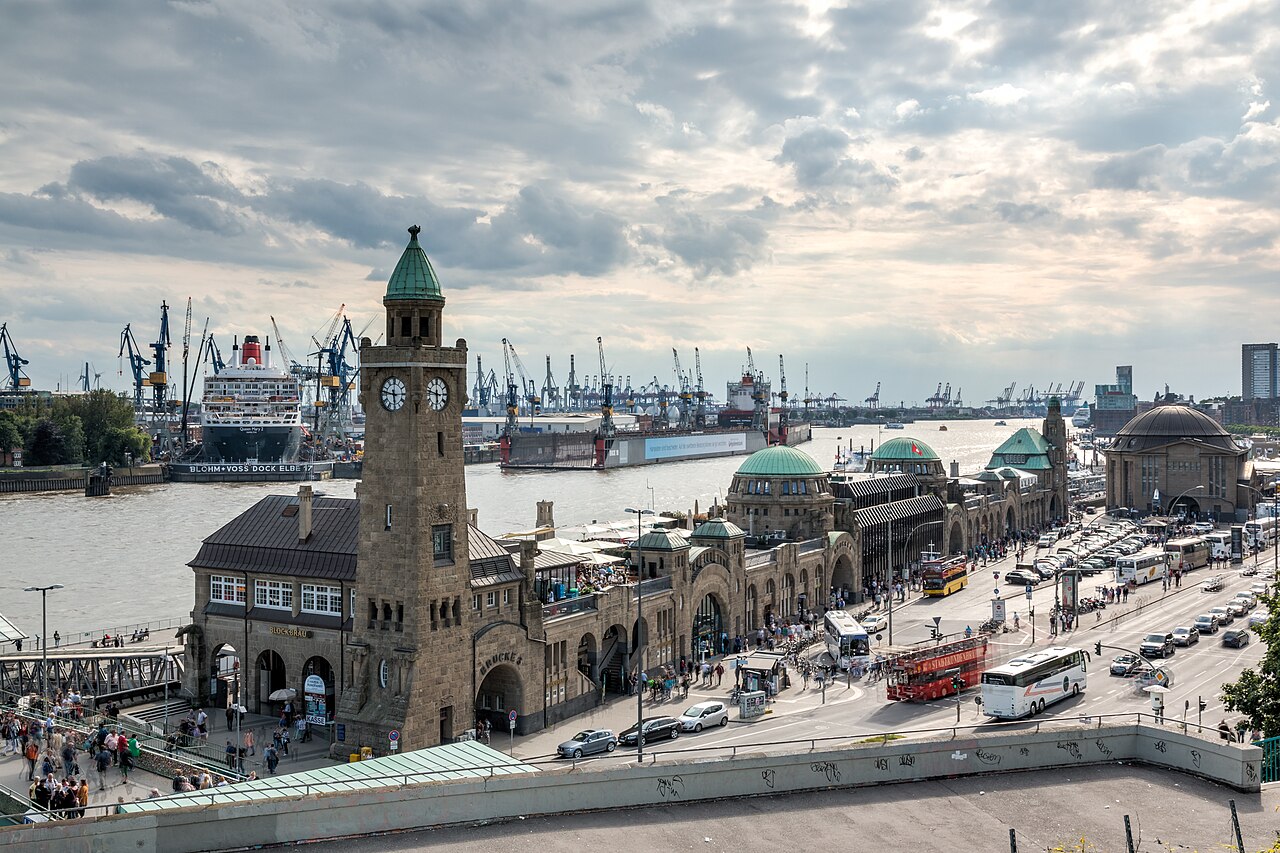 Chauffeured SUV service in Hamburg, Germany