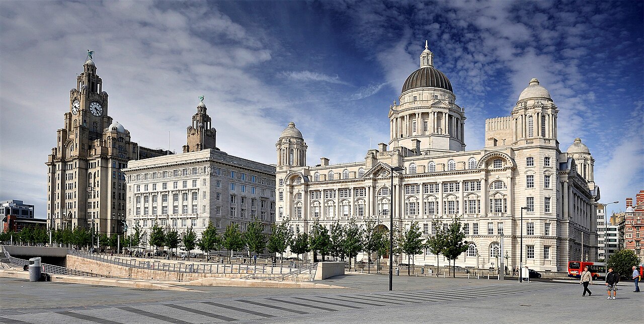 Chauffeured SUV service in Liverpool, United Kingdom