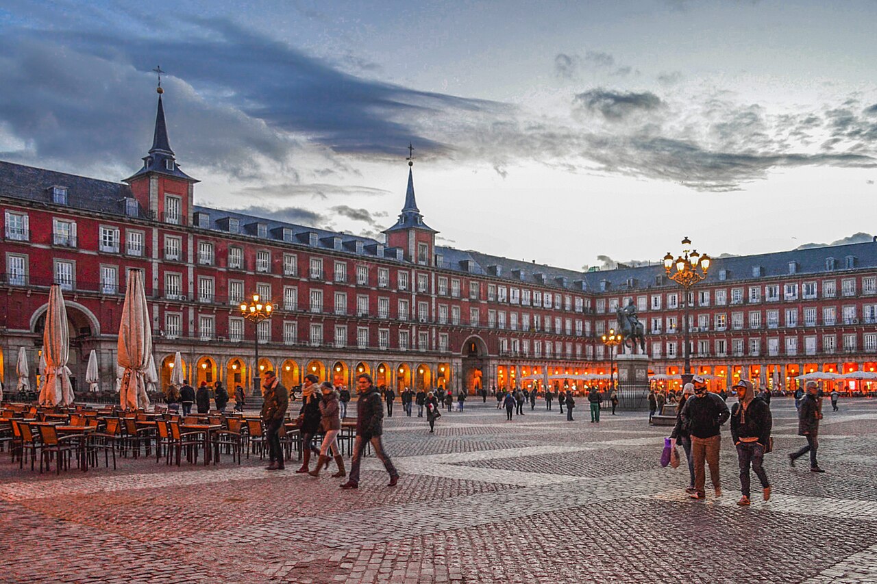 Chauffeured SUV service in Madrid, Spain