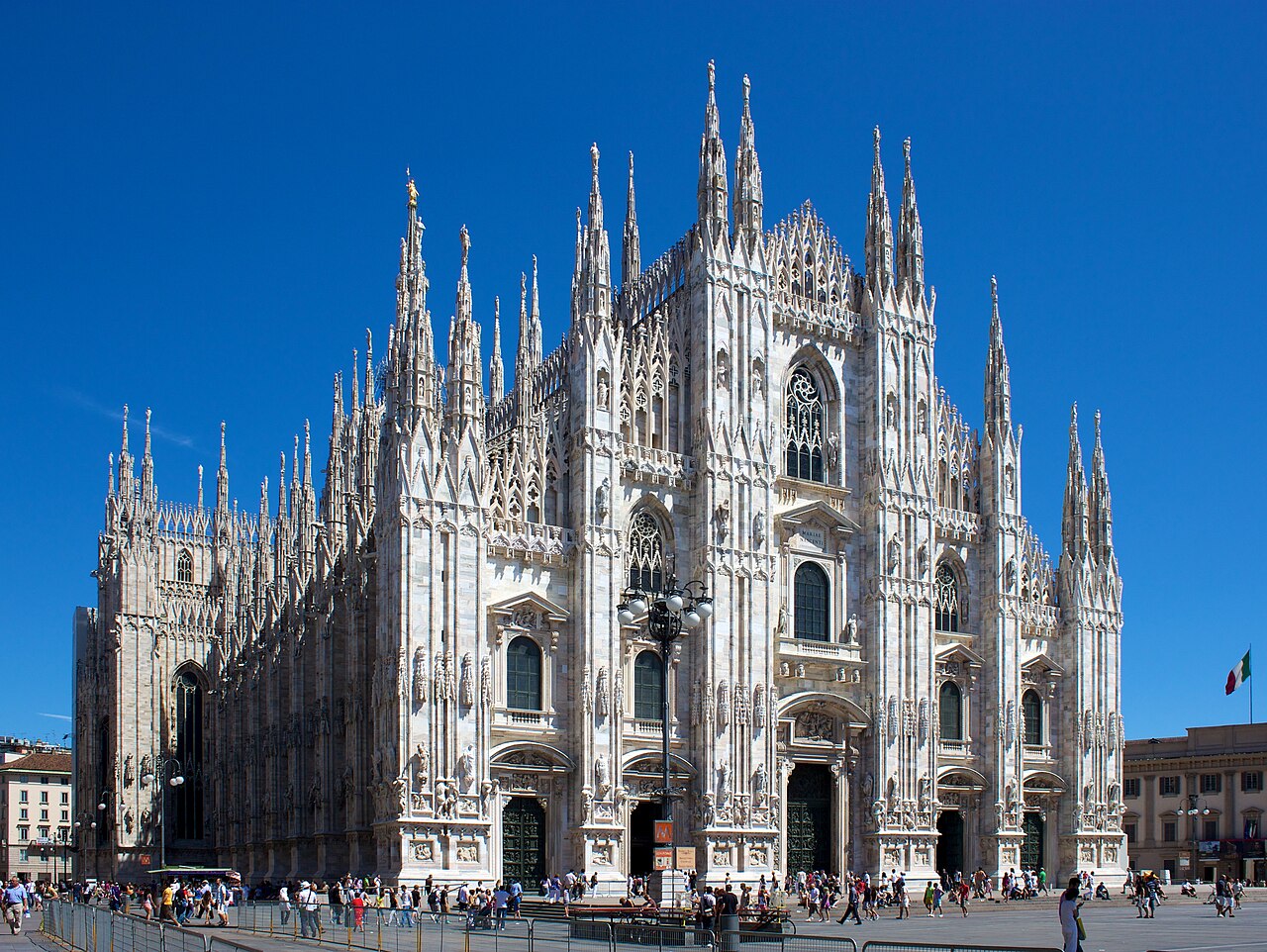 Chauffeured SUV service in Milan, Italy
