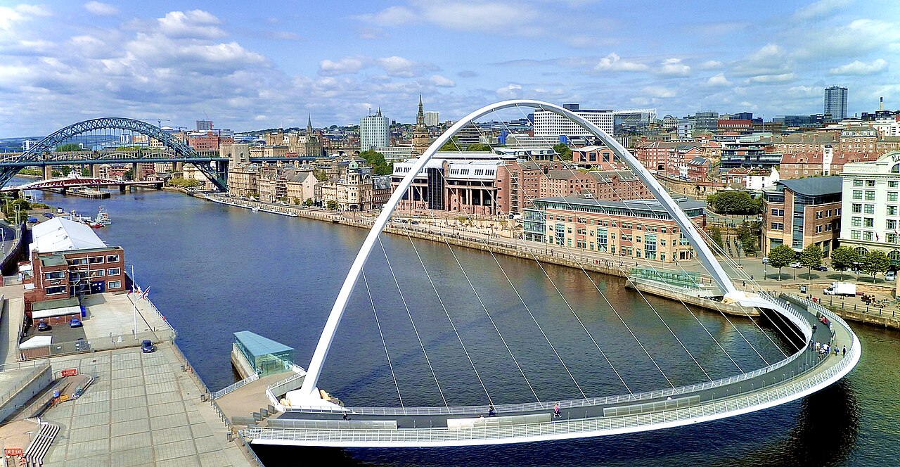 Chauffeured SUV service in Newcastle upon Tyne, United Kingdom