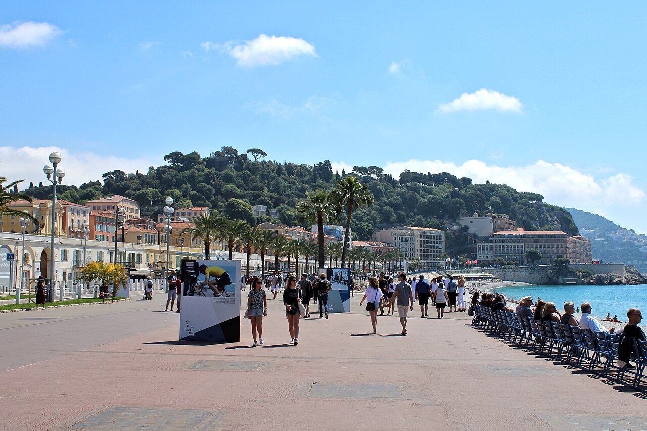 Chauffeured SUV service in Nice, France