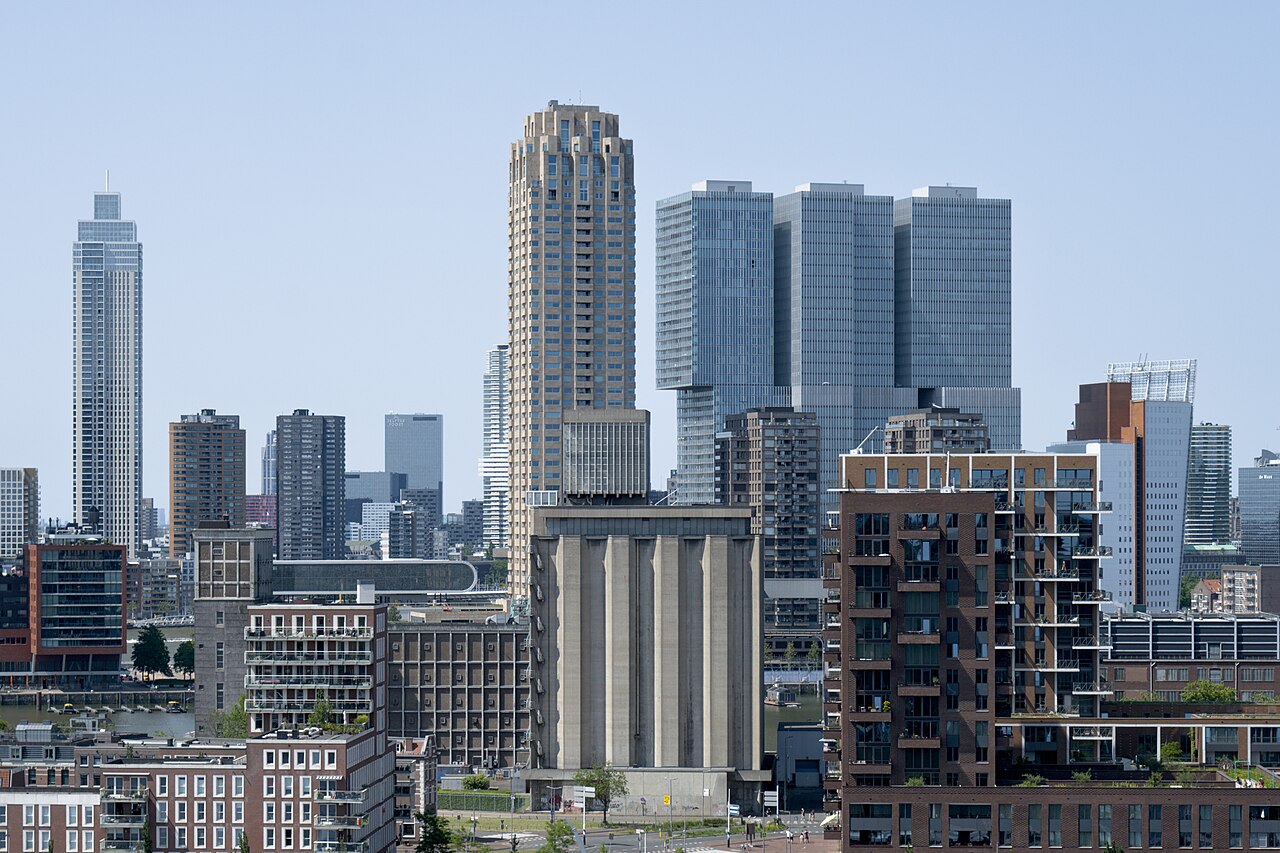 Chauffeured SUV service in Rotterdam, Netherlands