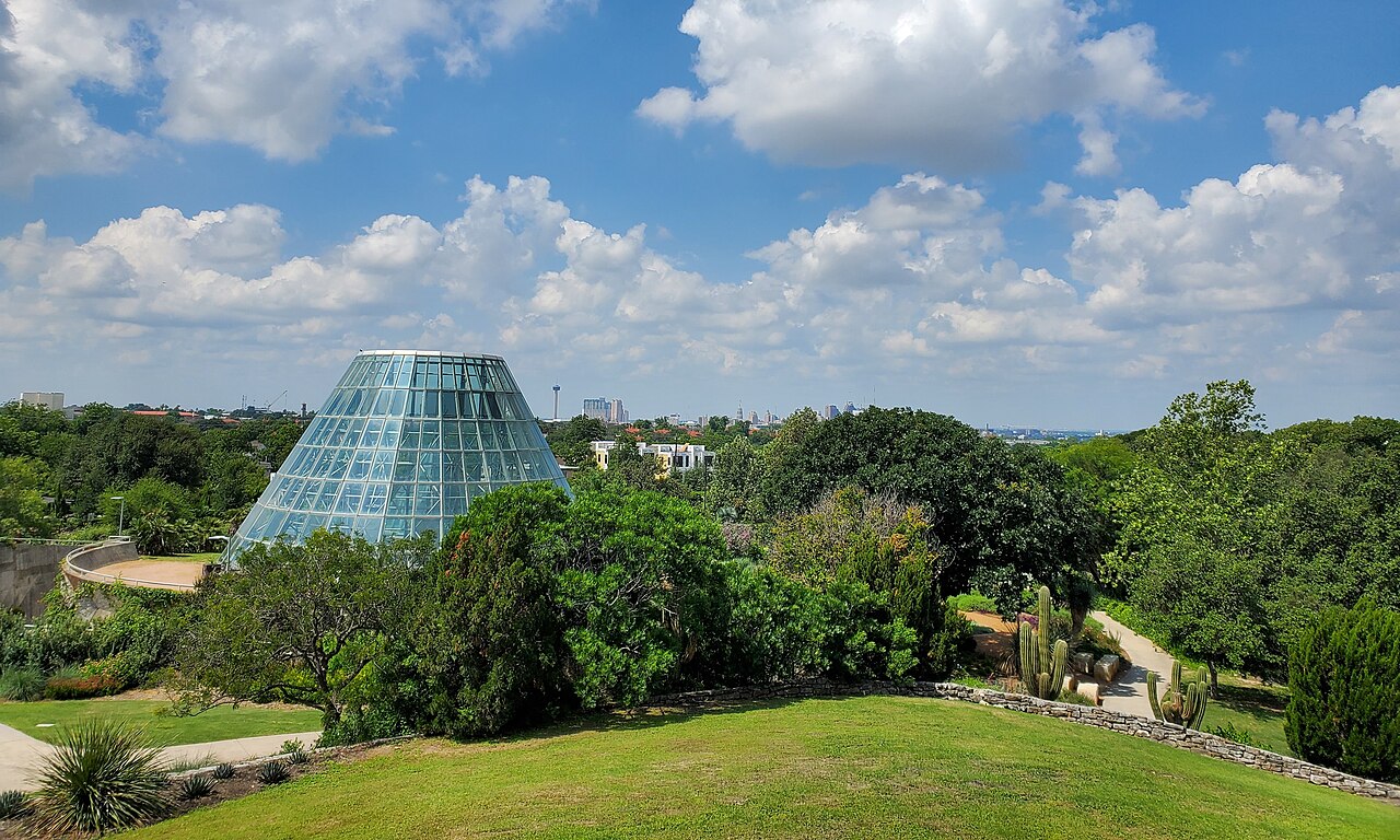 Chauffeured SUV service in San Antonio, United States